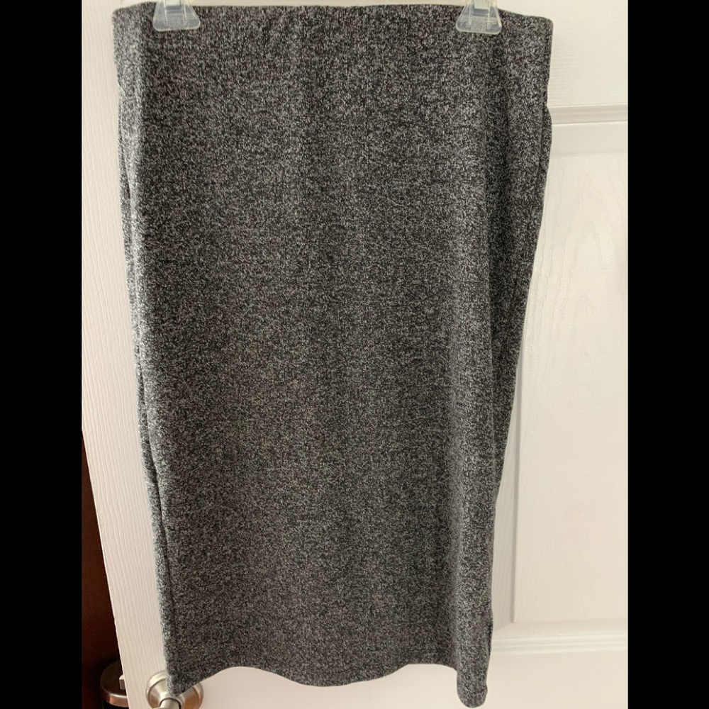 Old Navy Stretch Skirt, Size Medium